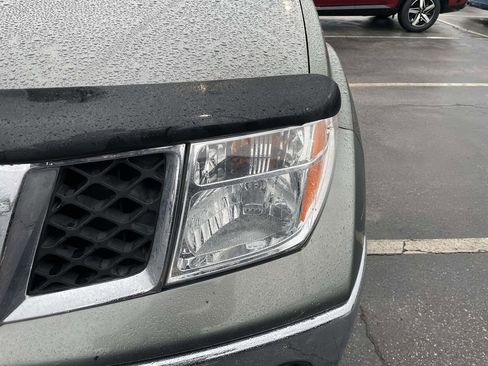 Used 2008 Nissan Frontier SE w/ SE Value Truck Pkg image 13