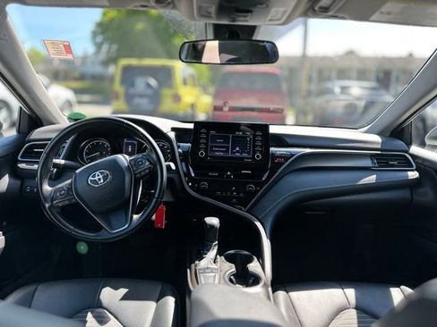 Used 2024 Toyota Camry SE FWD image 15