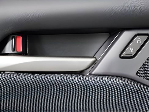 Used 2024 MAZDA MAZDA3 s image 15