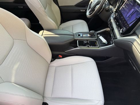 Used 2025 Lexus TX 350 AWD w/ Technology Package image 43