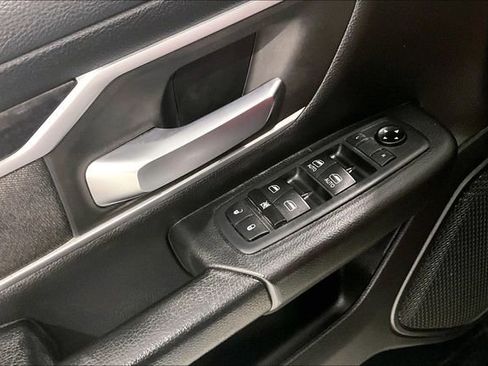 Used 2020 RAM 1500 Big Horn AWD/4WD image 40