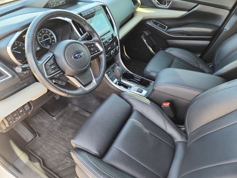 Used 2022 Subaru Ascent Limited w/ Technology Package AWD/4WD image 9
