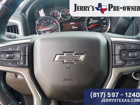 Used 2020 Chevrolet Silverado 1500 RST w/ Texas Edition AWD/4WD image 14