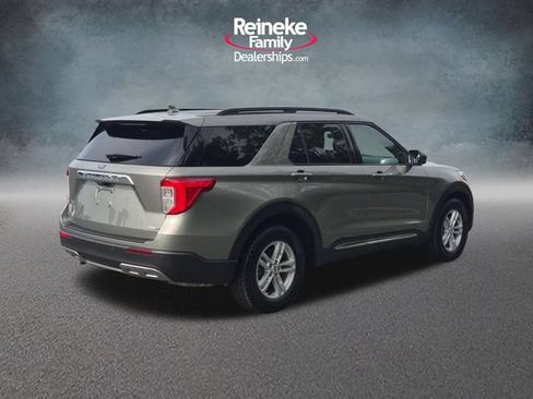 Used 2020 Ford Explorer XLT w/ Equipment Group 202A AWD/4WD image 5