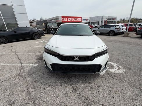 Used 2025 Honda Civic Sport image 8