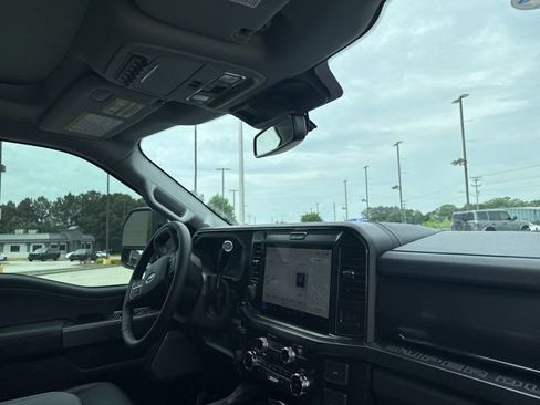 New 2026 Ford F250 Lariat w/ Black Appearance Package AWD/4WD image 14