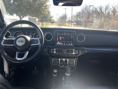 Used 2022 Jeep Wrangler Unlimited Sahara w/ LED Lighting Group image 27