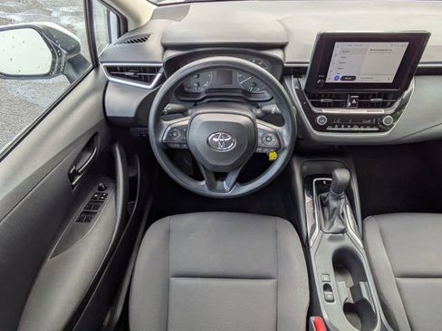 Used 2024 Toyota Corolla LE image 15
