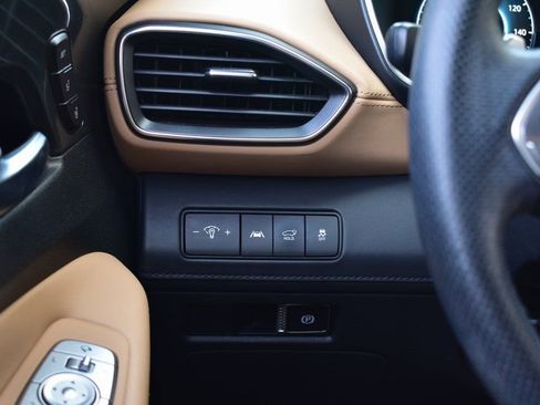 Used 2023 Hyundai Santa Fe Calligraphy image 41