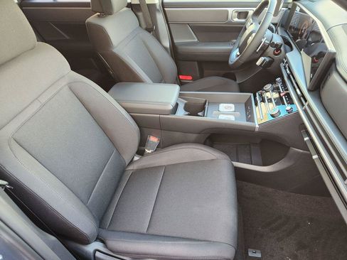 New 2026 Hyundai Santa Fe SE FWD image 10
