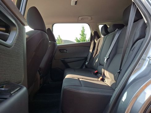 Certified 2023 Nissan Rogue S AWD/4WD image 10