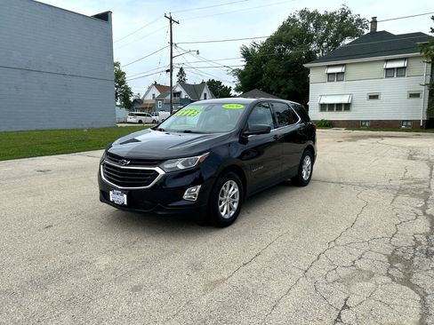 Used 2020 Chevrolet Equinox LT image 3