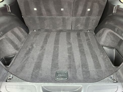 Used 2019 Jeep Grand Cherokee Altitude image 34