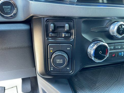 Certified 2025 Ford F250 Platinum image 23