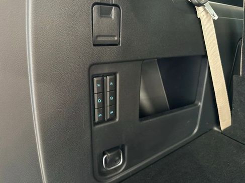 Used 2022 Ford Expedition Limited image 7