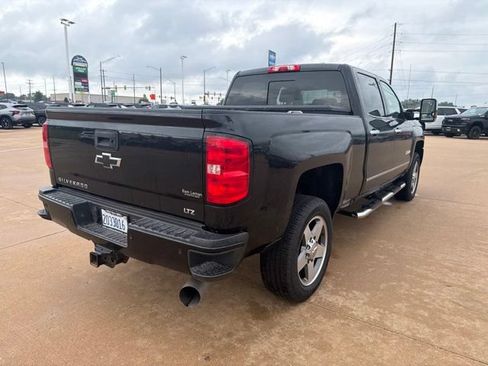 Used 2019 Chevrolet Silverado 2500 LTZ w/ Duramax Plus Package AWD/4WD image 5