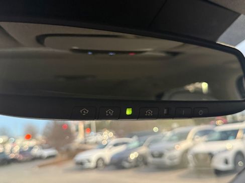 Used 2021 Hyundai Palisade Limited image 34