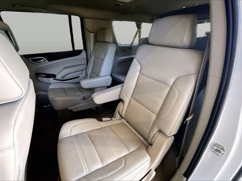 Used 2020 GMC Yukon XL Denali w/ Open Road Package AWD/4WD image 21