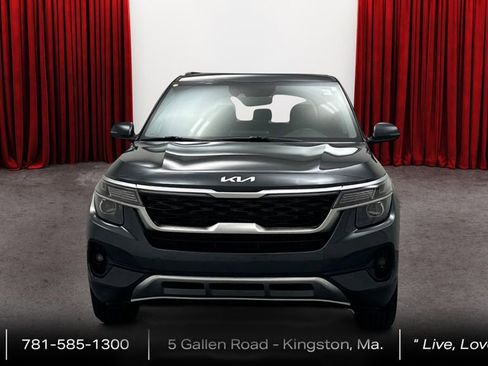 Used 2022 Kia Seltos S AWD/4WD image 2