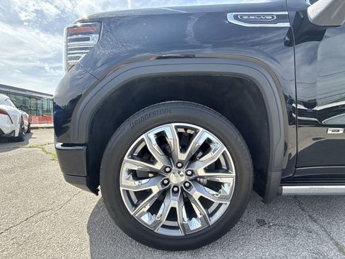 Used 2024 GMC Sierra 1500 Denali w/ Denali Reserve Package AWD/4WD image 10