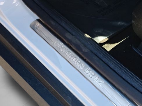 Certified 2026 Mercedes-Benz GLC 300 image 33