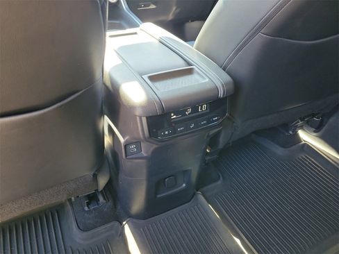 Used 2024 Toyota Grand Highlander XLE image 13