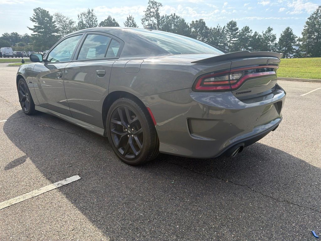Used 2023 Dodge Charger R/T w/ Blacktop Package RWD image 5