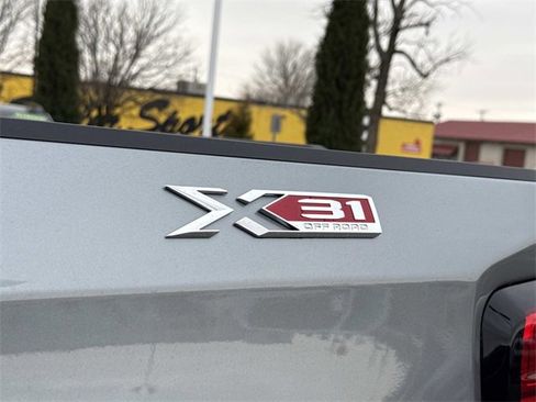 New 2026 GMC Sierra 1500 SLT w/ SLT Premium Plus Package image 14