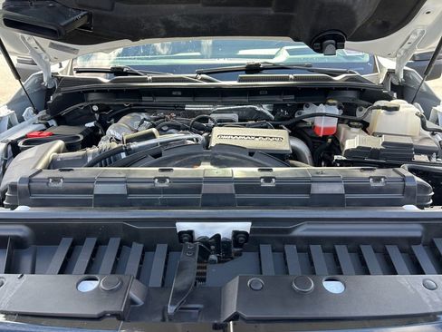 Used 2024 GMC Sierra 3500 Denali w/ Denali Reserve Package image 29