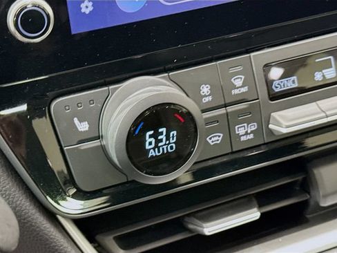 Used 2024 Toyota Grand Highlander AWD image 20