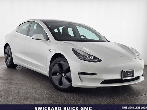 Used 2020 Tesla Model 3 Long Range image 1