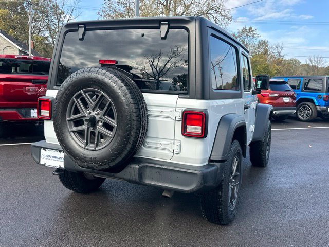 Used 2024 Jeep Wrangler Sport AWD/4WD image 15