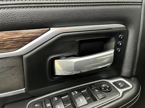 Used 2020 RAM 3500 Laramie image 10