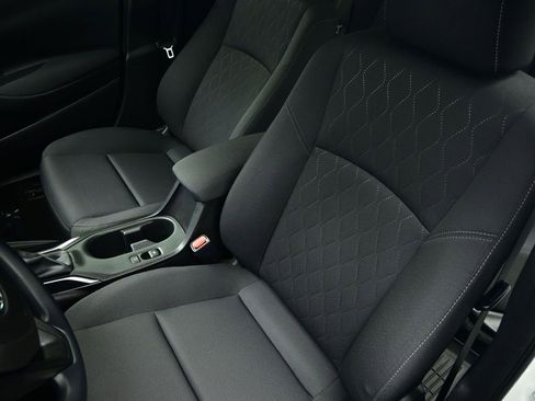 Used 2024 Toyota Corolla LE image 22