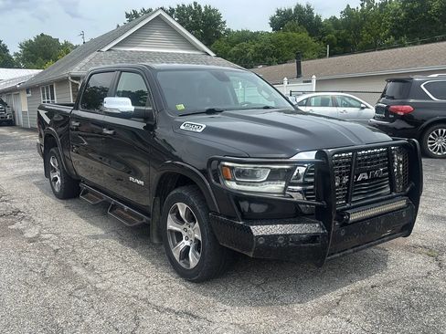 Used 2020 RAM 1500 Laramie AWD/4WD image 7