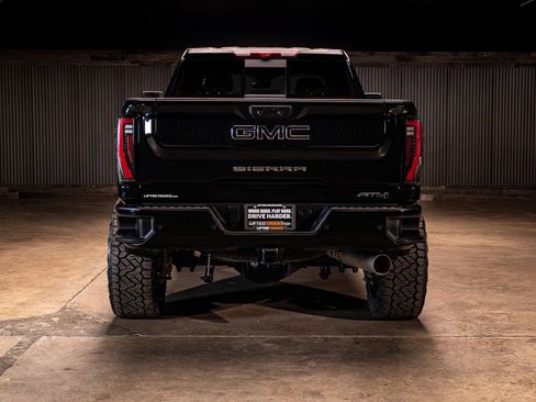 Used 2026 GMC Sierra 3500 AT4 w/ AT4 Premium Plus Package AWD/4WD image 8