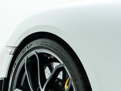 Used 2021 Porsche 718 Cayman GT4 image 26