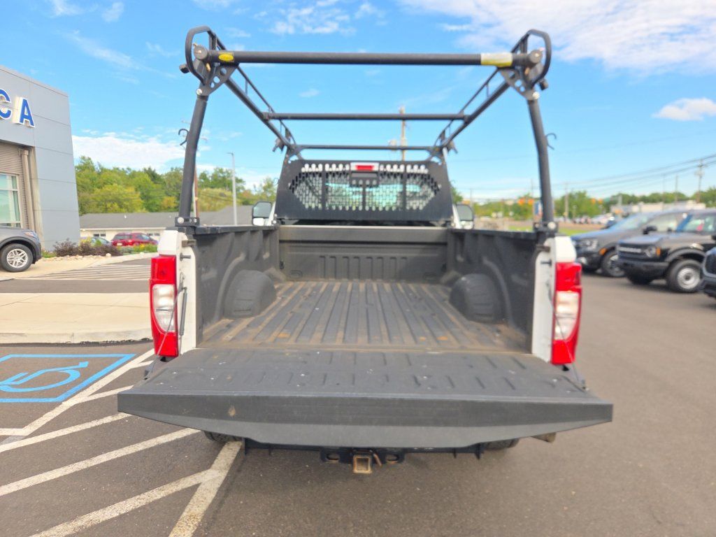 Used 2022 Ford F250 XL w/ Power Equipment Group AWD/4WD image 4