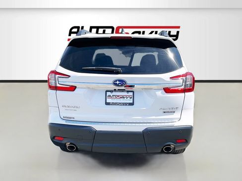 Used 2023 Subaru Ascent Touring AWD/4WD image 6
