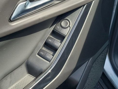 Certified 2025 Chevrolet Equinox LT FWD image 21