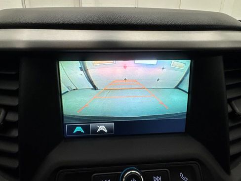 Used 2017 GMC Acadia SLE FWD image 23