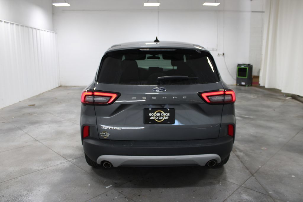Used 2025 Ford Escape Active FWD image 8