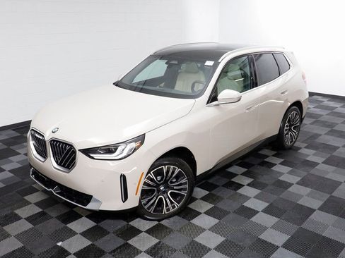 New 2026 BMW X3 xDrive30 w/ Convenience Package image 2