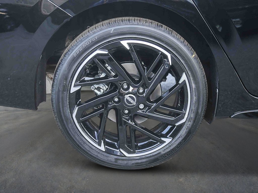 New 2027 Nissan Sentra SR FWD image 9