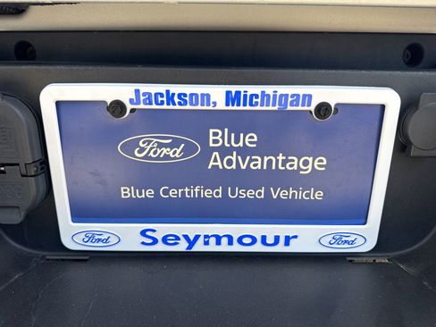 Used 2017 Ford F250 Lariat w/ Lariat Ultimate Package AWD/4WD image 18