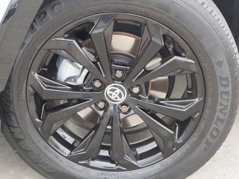Used 2023 Toyota RAV4 XSE AWD/4WD image 9