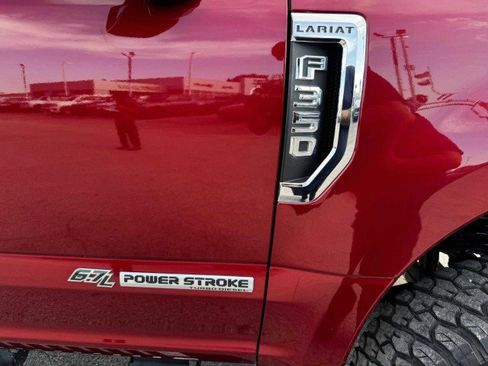 Used 2019 Ford F350 Lariat w/ Lariat Ultimate Package image 14