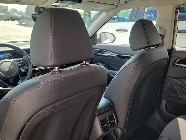 Used 2024 Kia Seltos S AWD/4WD image 9