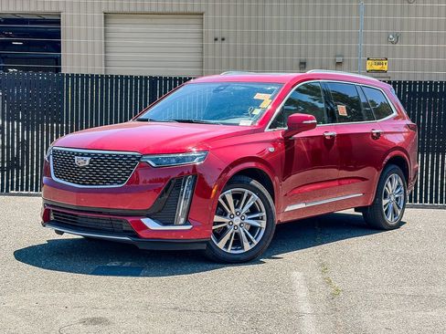Used 2024 Cadillac XT6 Premium Luxury w/ LPO, Floor Liner Package AWD/4WD image 1