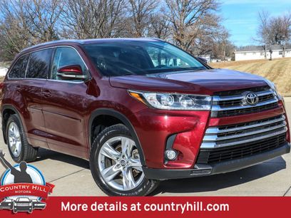 Used 2017 Toyota Highlander Limited